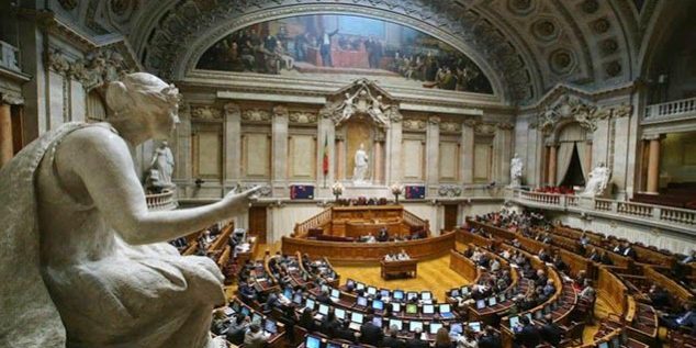 assembleia-da-republica-635×340